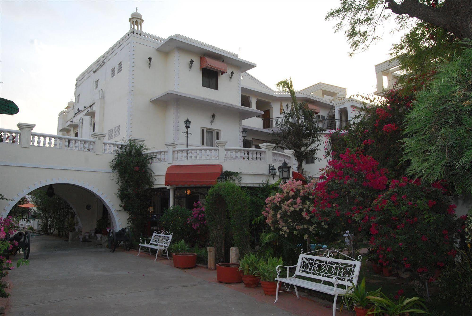 Hotel Sugan Niwas Palace Jaipur Dış mekan fotoğraf